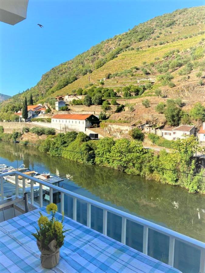 Cantinho D'Os Reais Pinhão Esterno foto